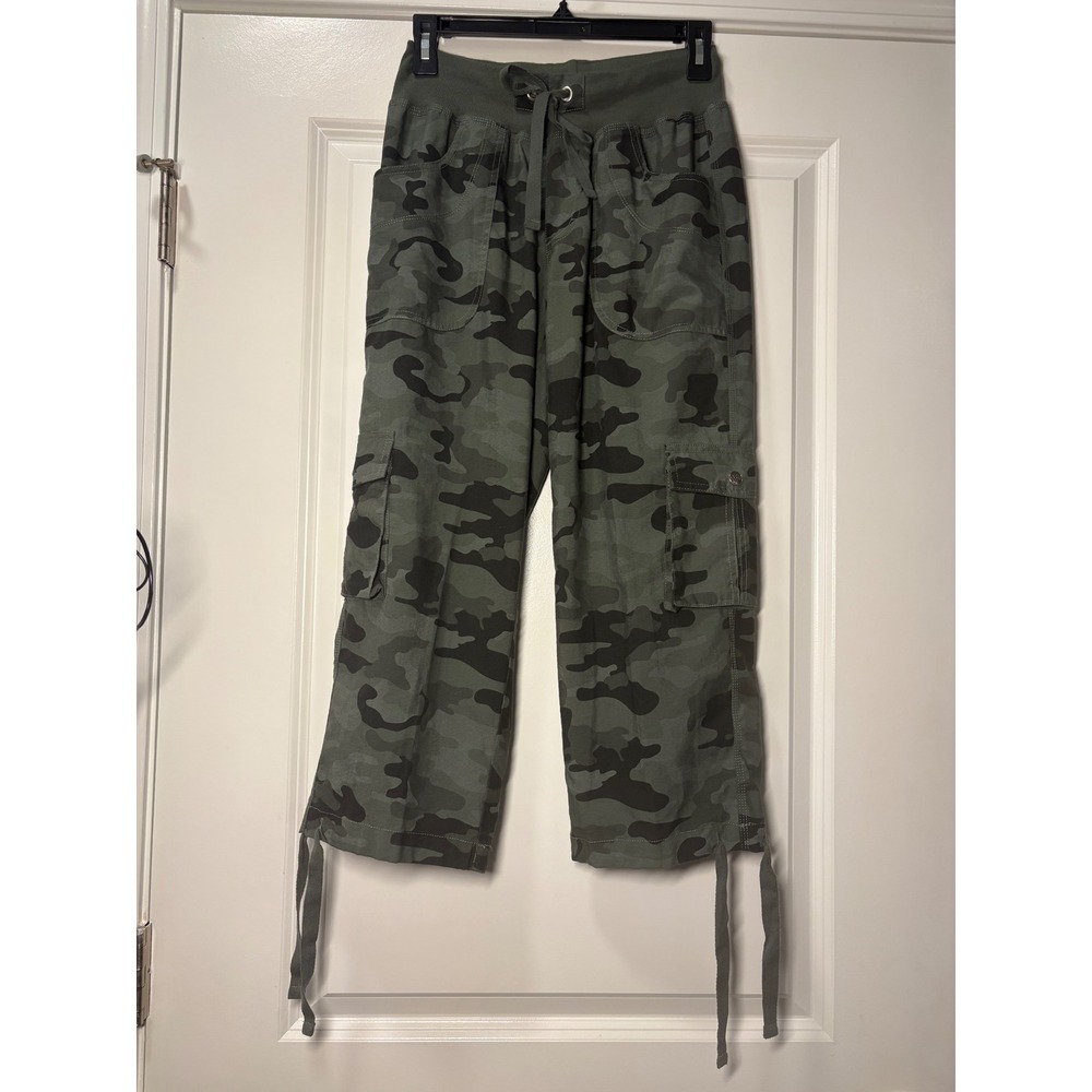 MoFiz Womens Camo Cargo‎ Capri Pants-Green Camouflage